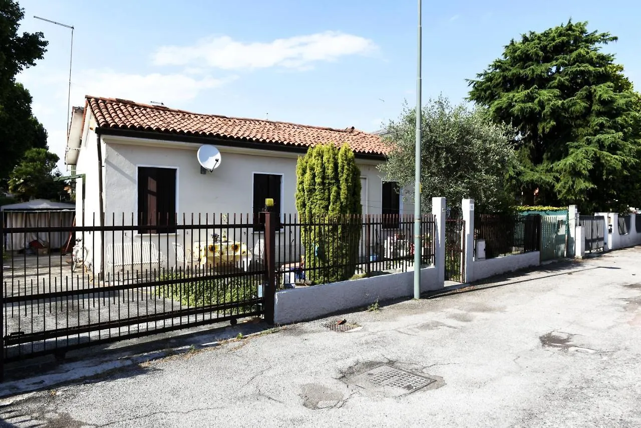 Veniserelax Marghera 0*,